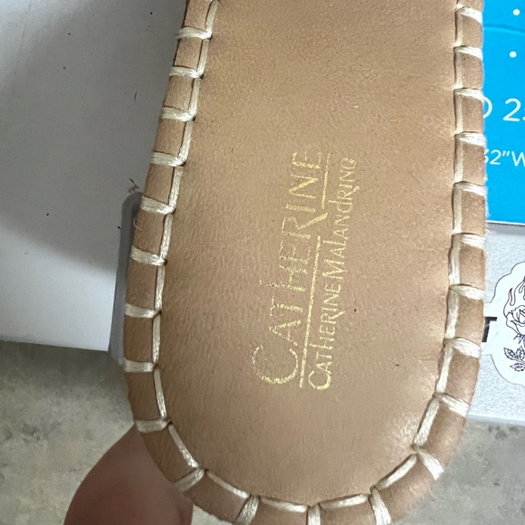 Catherine Malandrino sandals. Size 9. - Picture 3 of 3